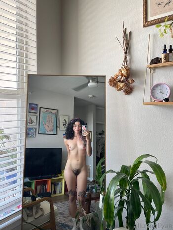 Cyberliyah leaked private content
