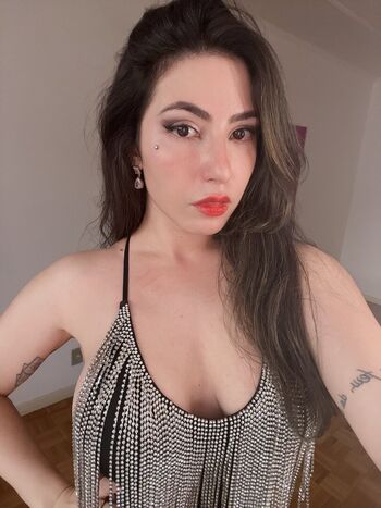 Atomicbrunette/ leaked private content