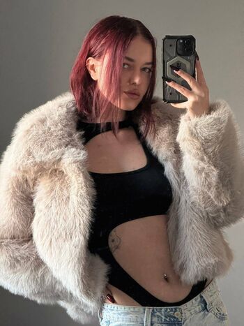 Genevieve sinn/ leaked private content