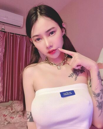 Silvia leaked private content