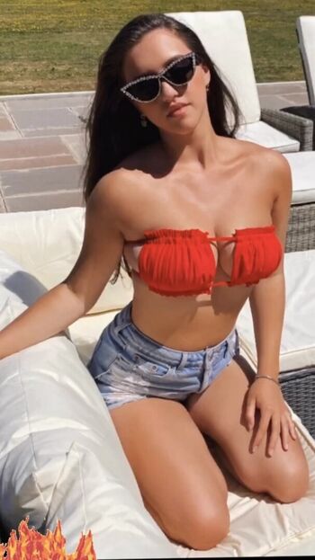 Alexandrabiancaaa/ leaked private content