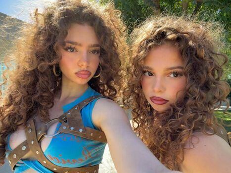 Lovelaurenn/ leaked private content