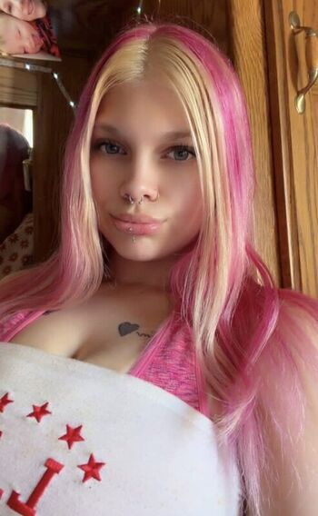 Udderlyadorable/ leaked private content