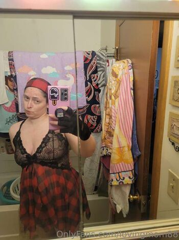 Desiree leaked private content