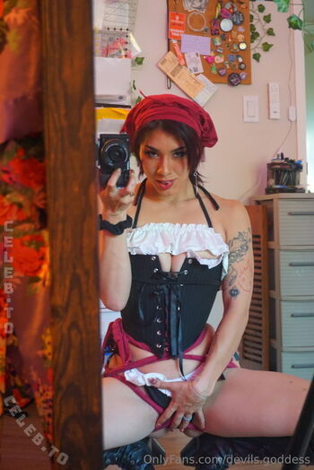 Kassiekay leaked private content