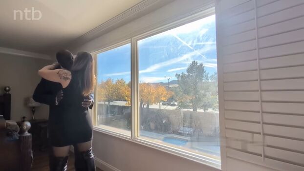 Haesicks  page leaked private content