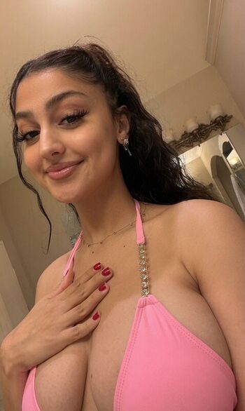 Lolobe/ leaked private content