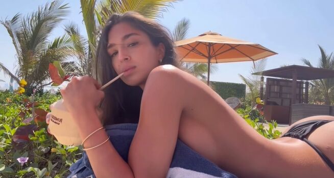 Peachieteas/ leaked private content