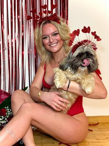 Julia logan/ leaked private content