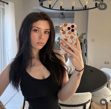 Xomisselizabethxoonlyfans leaked private content