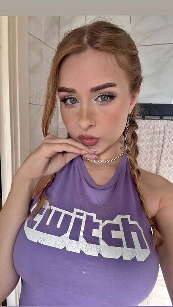 Kassiekay leaked private content