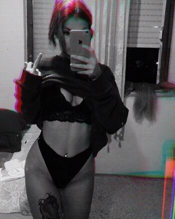 Haesicks / leaked private content