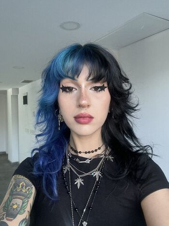 Luna blaise/ leaked private content
