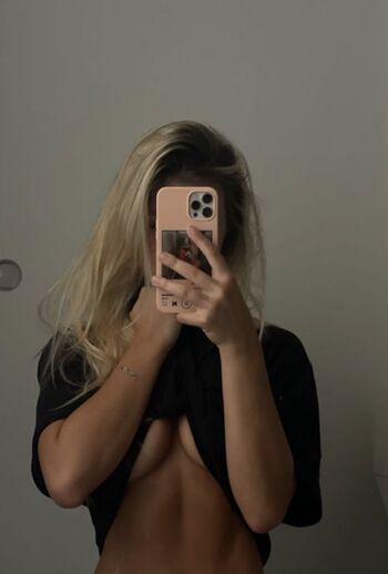 Daniela braga/ leaked private content