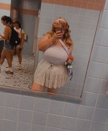 Dumbgrlkate/ leaked private content