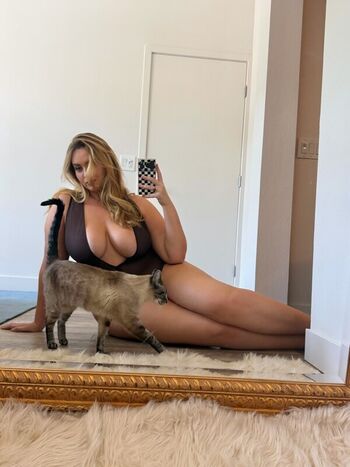 Irisadamsone leaked private content