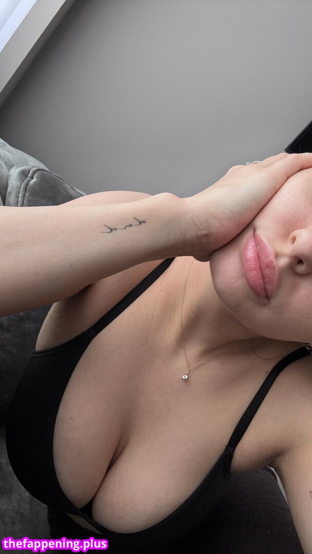 Olivia nox/ leaked private content