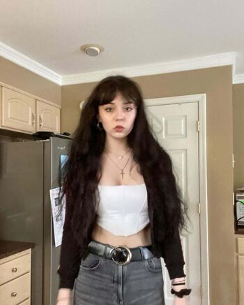 Ezsy leaked private content