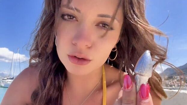 Haesicks / leaked private content