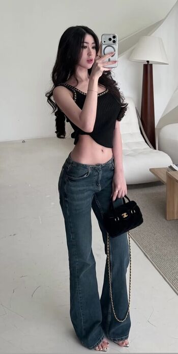 Haesicks / leaked private content