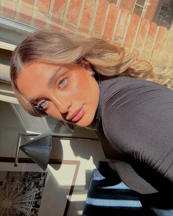 Lightskin/ leaked private content