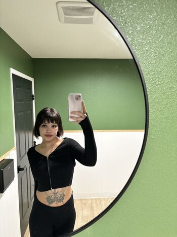 Emilyssworld nua leaked private content
