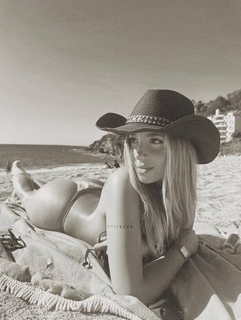 Haesicks / leaked private content