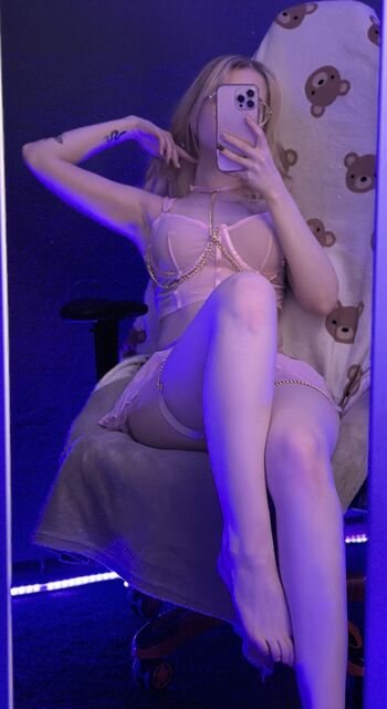 Haesicks / leaked private content
