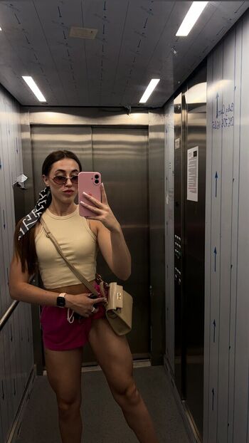 Aella girl/ leaked private content