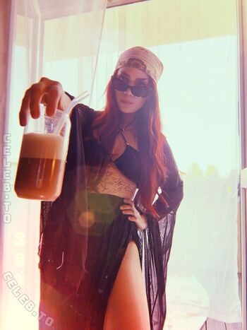 Sarcasmqueenn/ leaked private content
