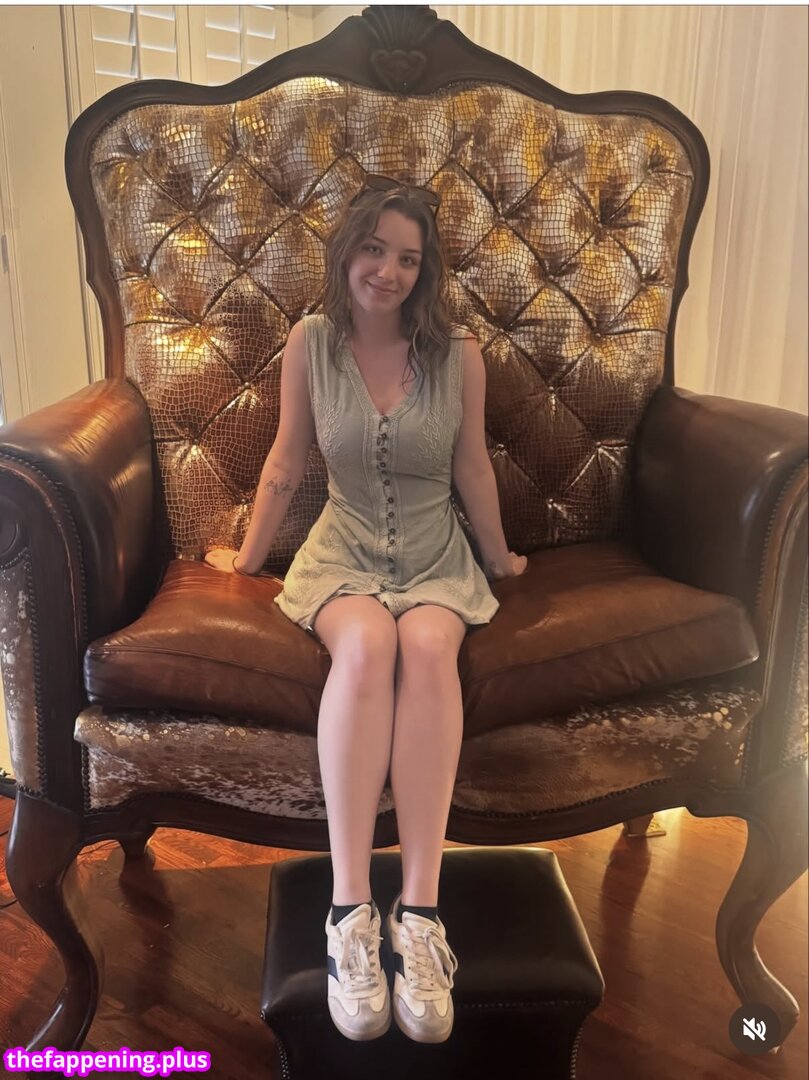 Ehriyn page leaked private content