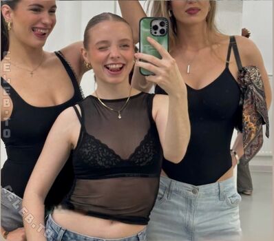 Haesicks / leaked private content