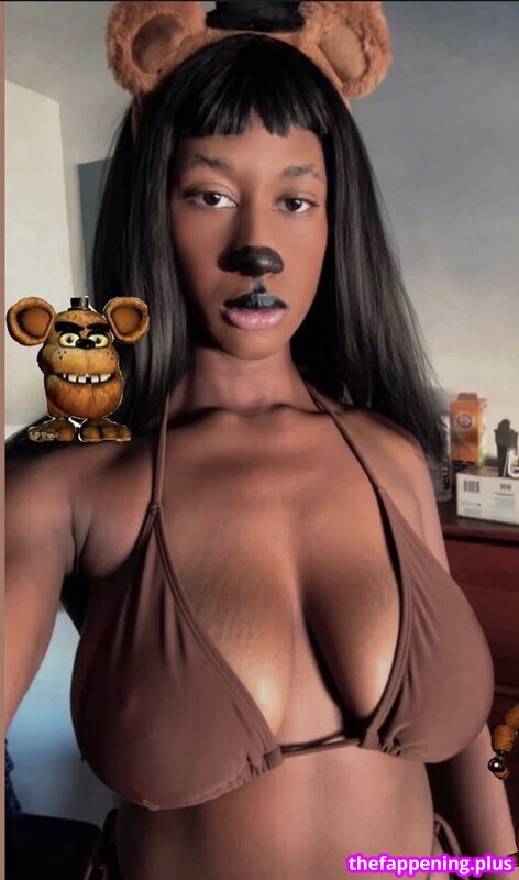 Mollyfit page leaked private content