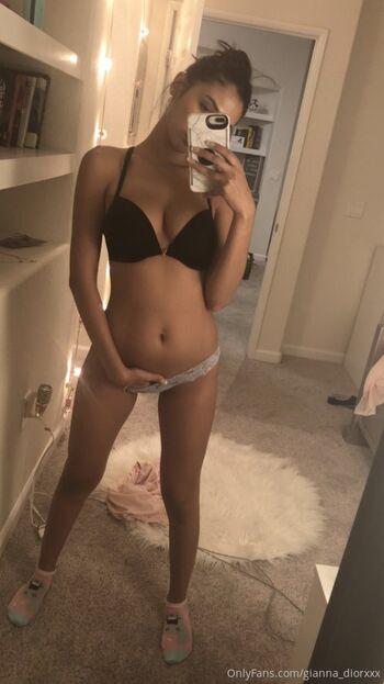 Haesicks / leaked private content