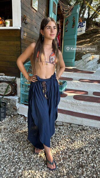 May arev nude leaked private content