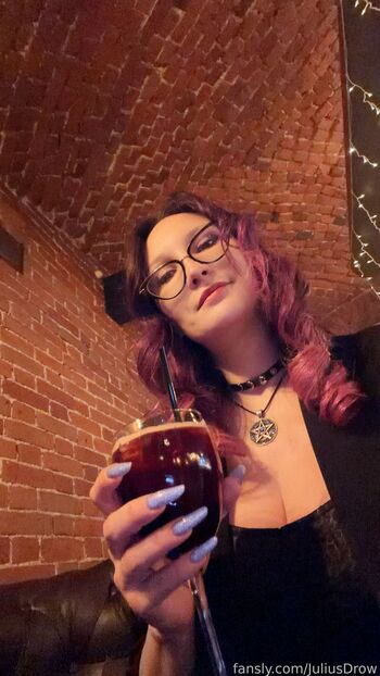 Babiibuttfree/ leaked private content