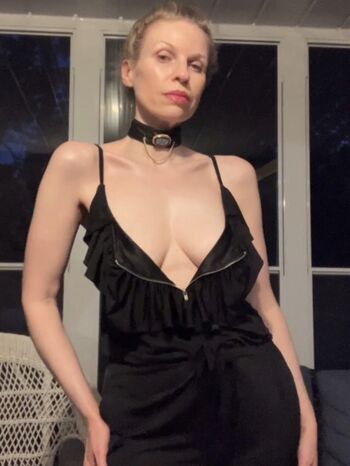 Haesicks / leaked private content