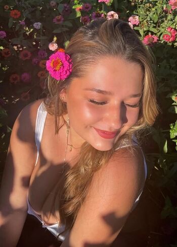 Ilayserah/ leaked private content