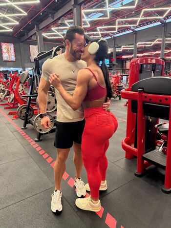 Leah postol/ leaked private content
