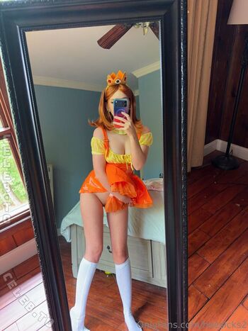 Haesicks  page leaked private content