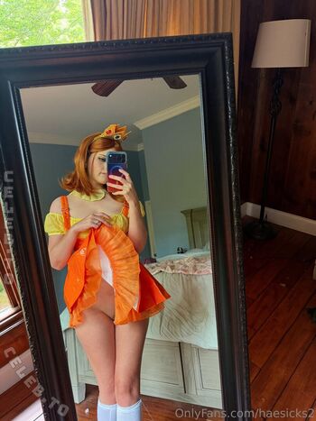 Haesicks  page leaked private content