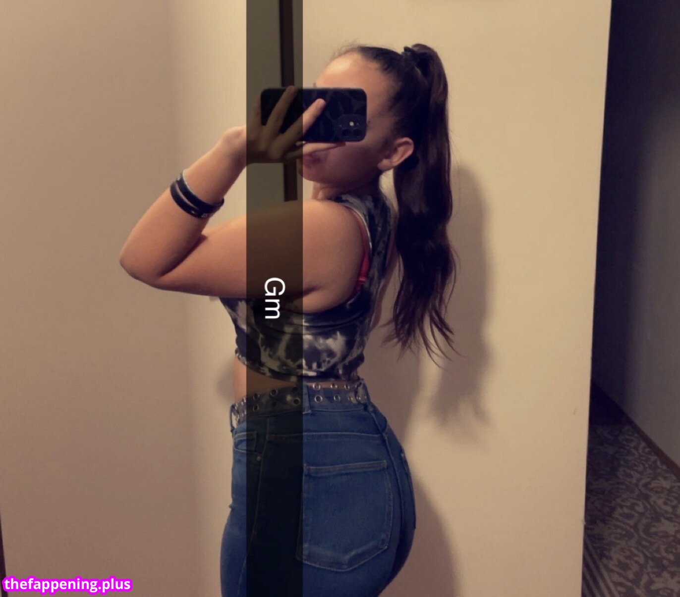 Astridlove page leaked private content
