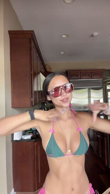 Skyexsummers nude leaked private content