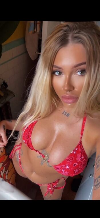 Jesenia echeverria/ leaked private content