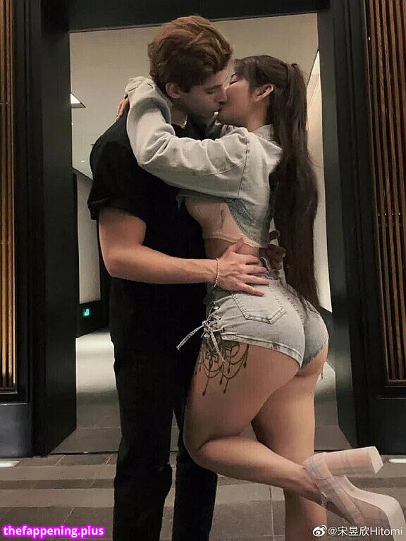 Moiicos/ leaked private content