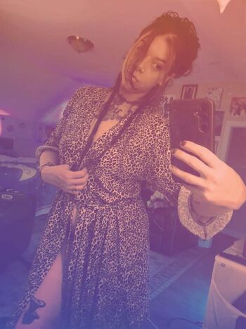 Charmingchels/ leaked private content