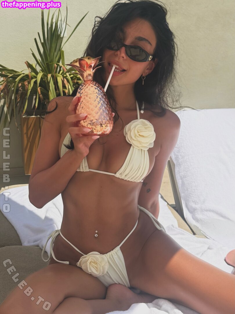 Freshmanevasky page leaked private content