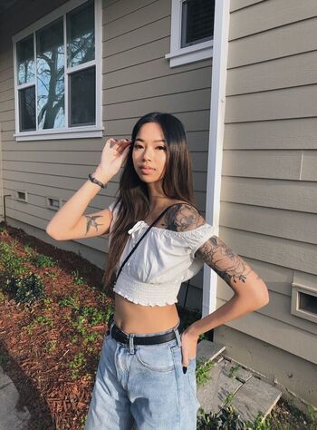 Kiracherrys/ leaked private content