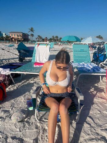 August laines/ leaked private content