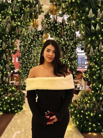 Lovelaurenn/ leaked private content